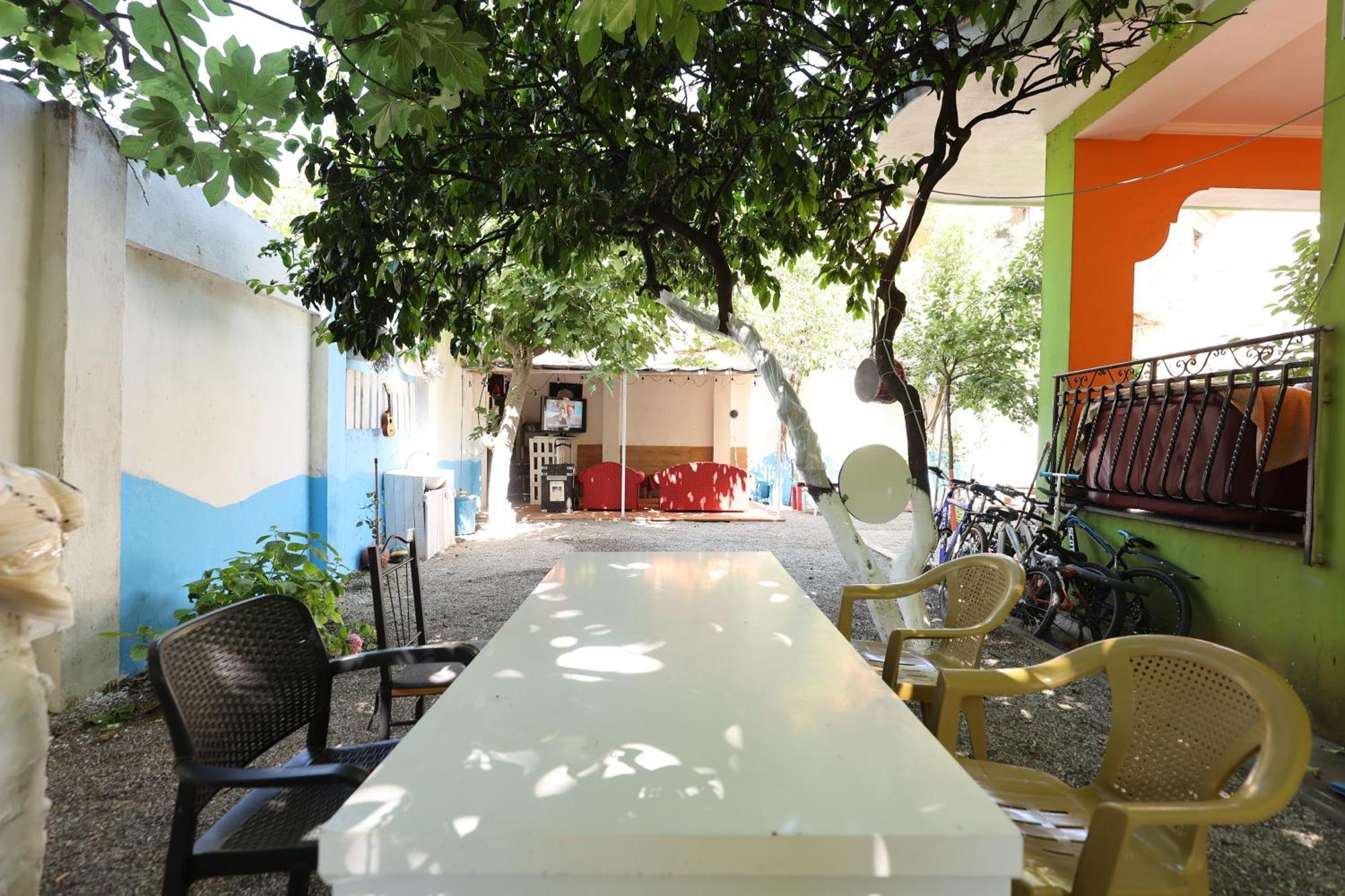 טיראנה Hostel Osho מראה חיצוני תמונה