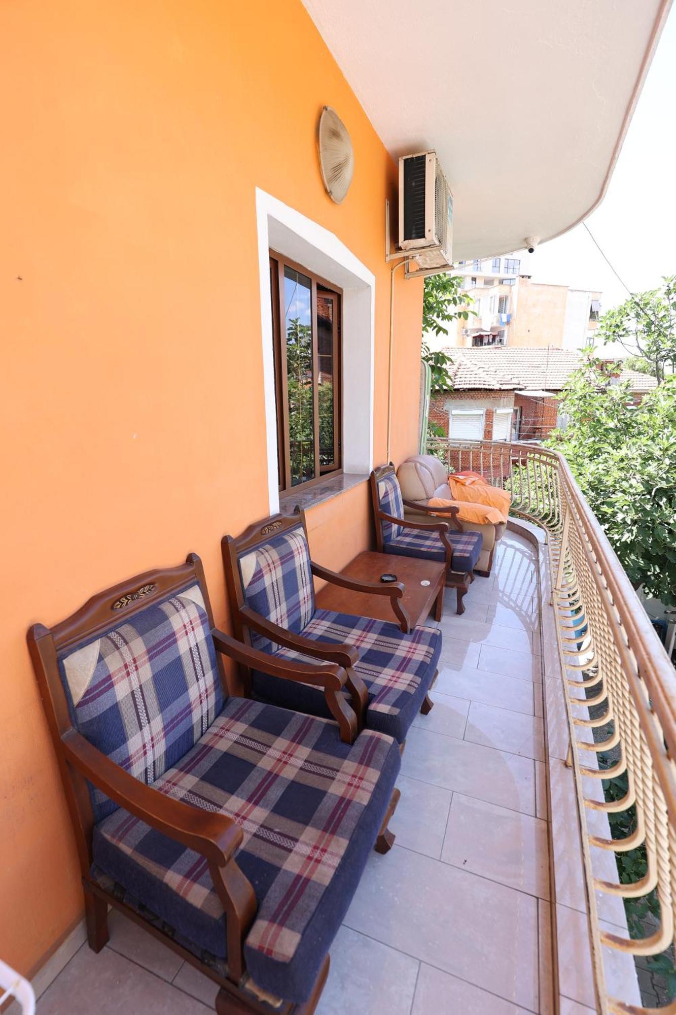 טיראנה Hostel Osho מראה חיצוני תמונה