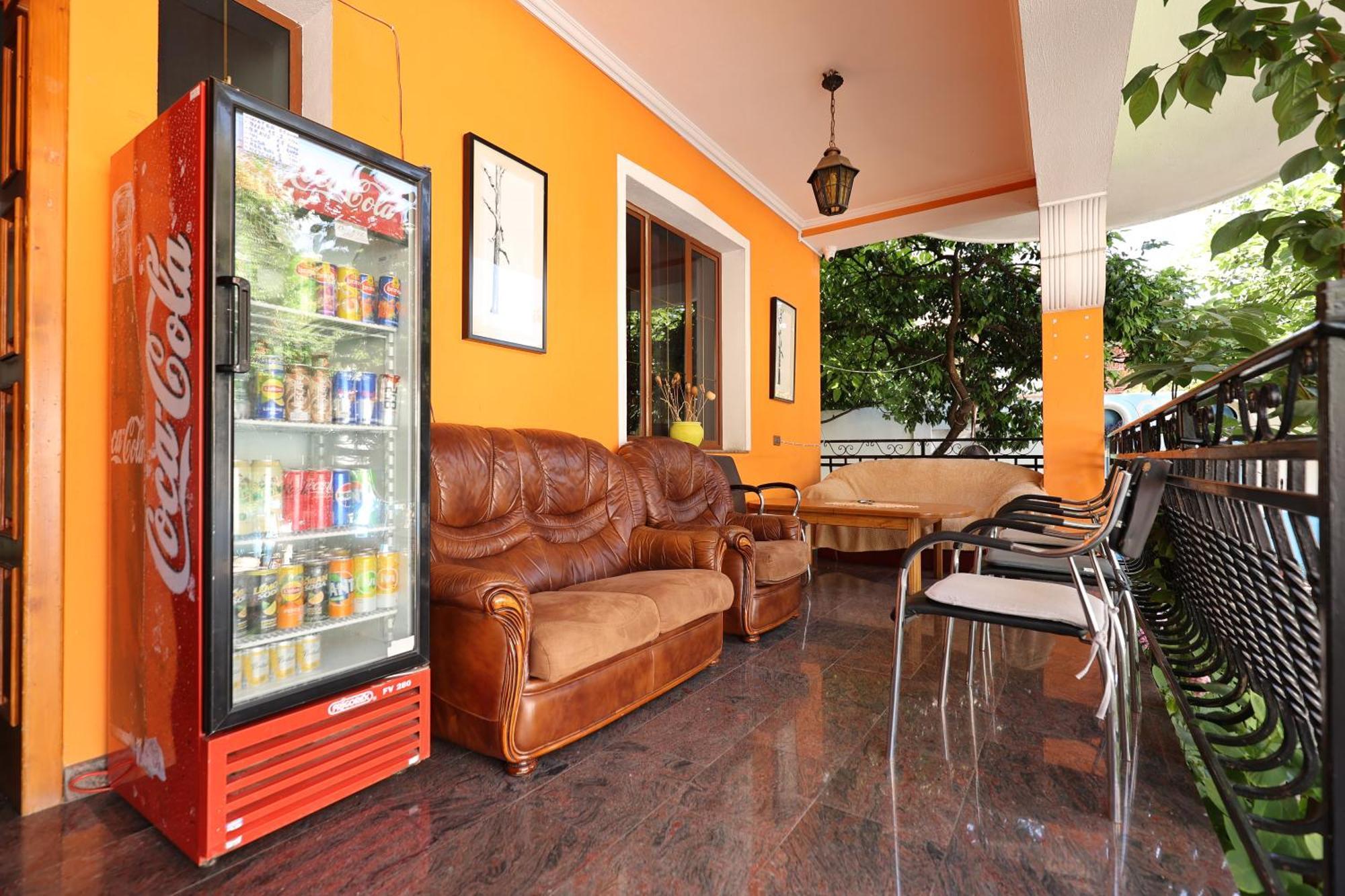 טיראנה Hostel Osho מראה חיצוני תמונה