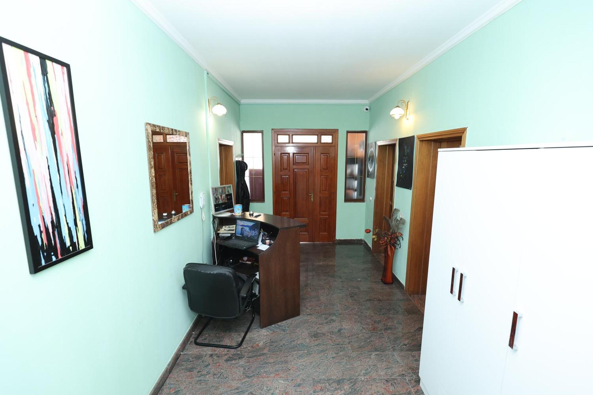 טיראנה Hostel Osho מראה חיצוני תמונה