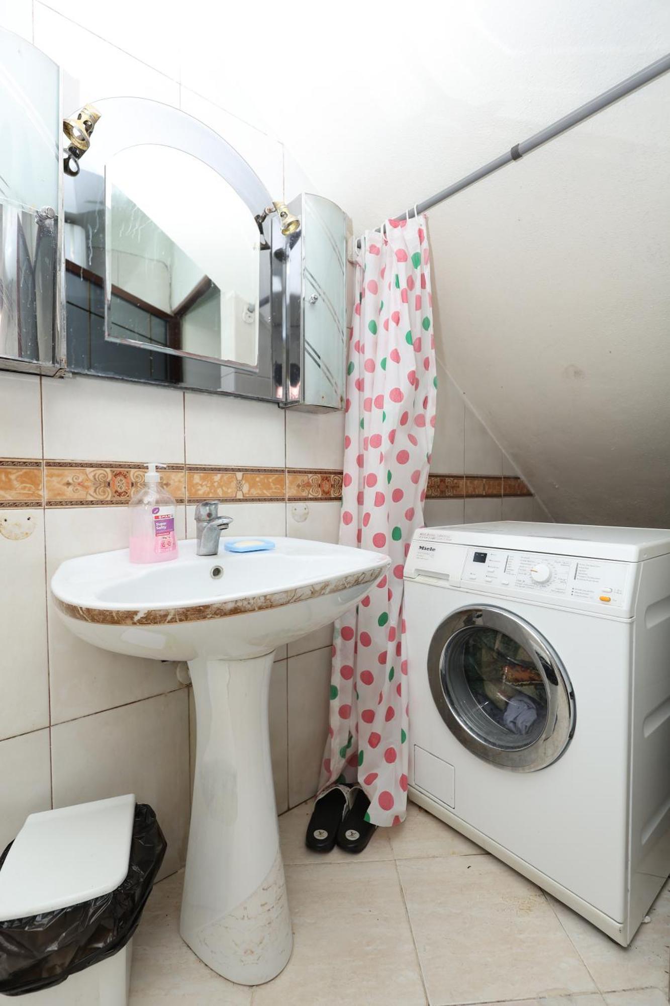 טיראנה Hostel Osho מראה חיצוני תמונה